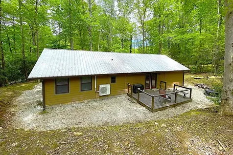 2052 Granny Squirrel Drive Andrews NC 28901
