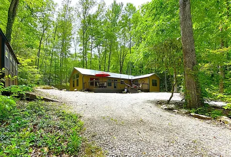 2052 Granny Squirrel Drive Andrews NC 28901