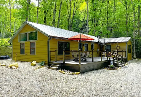 2052 Granny Squirrel Drive Andrews NC 28901