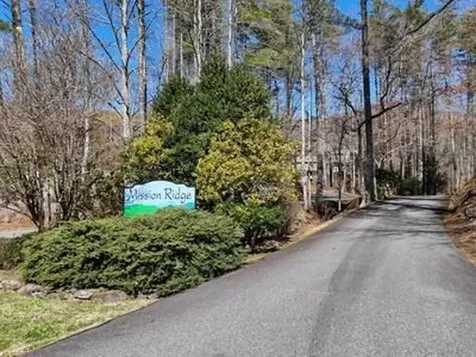 LT24 Mission Ridge Court Hayesville NC 28904