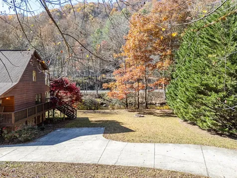 165 Riverview Drive Robbinsville NC 28771