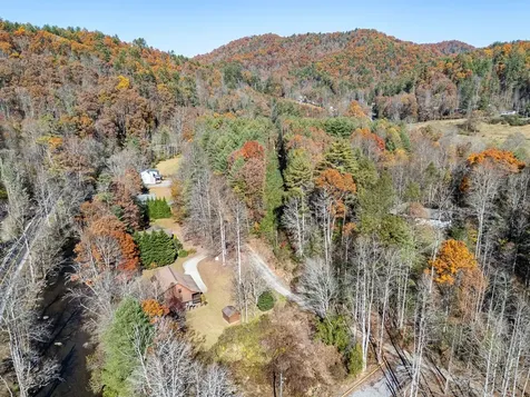 165 Riverview Drive Robbinsville NC 28771