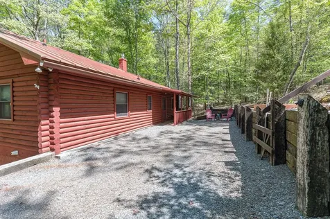 421 Sleepy Hollow Murphy NC 28906