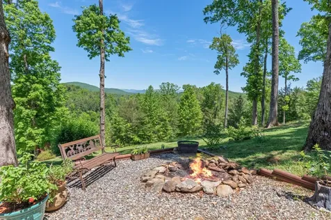 1055 Carolina Fox Circle Murphy NC 28906