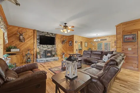 1960 Atoah Road Robbinsville NC 28771