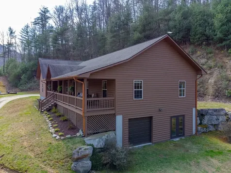 1960 Atoah Road Robbinsville NC 28771