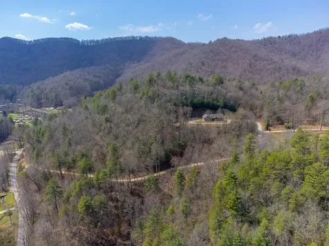 1960 Atoah Road Robbinsville NC 28771