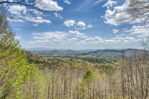 520 Sahkanaga Drive Murphy NC 28906