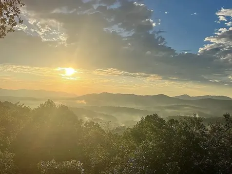 7 Lakeview Drive Hayesville NC 28904