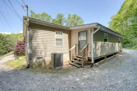 830 Canyon Road Marble NC 28905