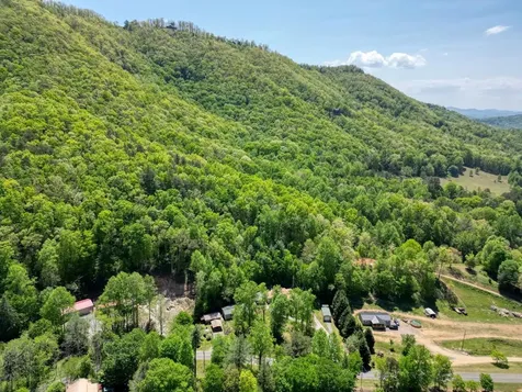 830 Canyon Road Marble NC 28905