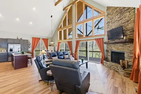 784 Sneaking Creek Hayesville NC 28904