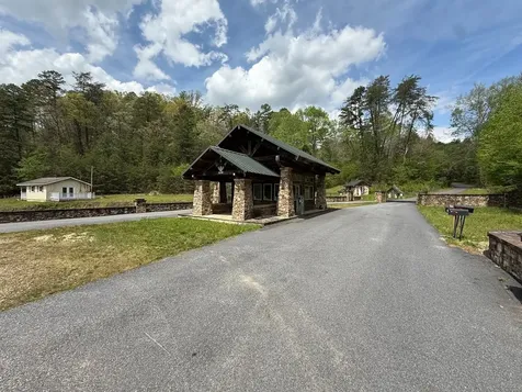 2401 E Us 64 Alt Murphy NC 28906
