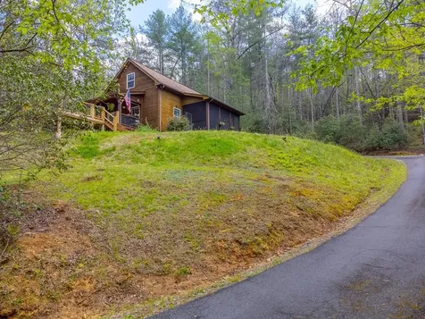138 Hubbell Lane Robbinsville NC 28771