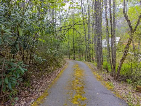 138 Hubbell Lane Robbinsville NC 28771