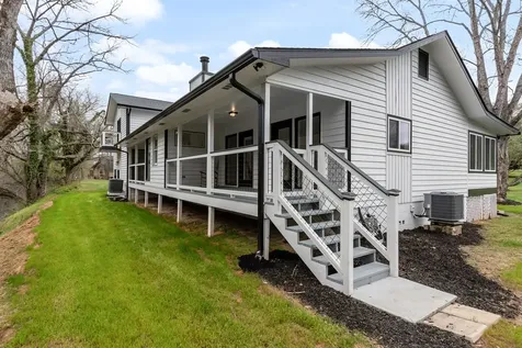 284 Smokeford Road Murphy NC 28906