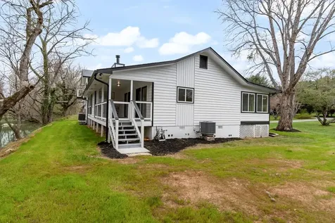 284 Smokeford Road Murphy NC 28906