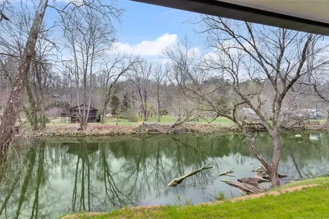 284 Smokeford Road Murphy NC 28906