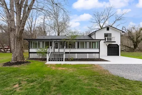 284 Smokeford Road Murphy NC 28906