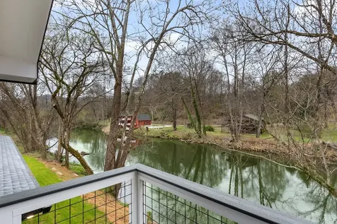 284 Smokeford Road Murphy NC 28906