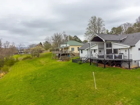 101 Mill Street Hayesville NC 28904