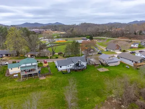 101 Mill Street Hayesville NC 28904