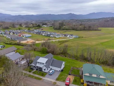 101 Mill Street Hayesville NC 28904