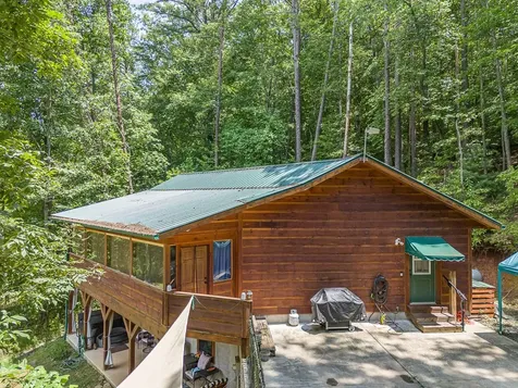 2153 Martins Creek Road Murphy NC 28906