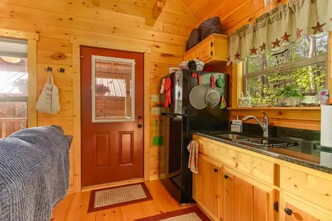 72 Bentley Cove Murphy NC 28906