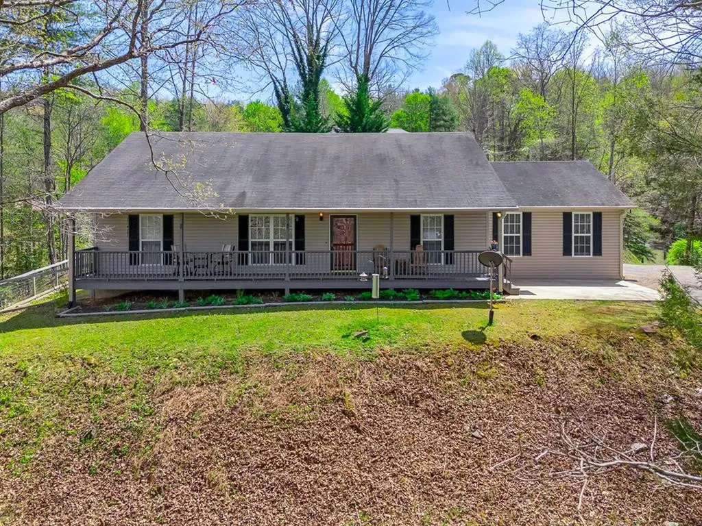 95 Hollow Drive Murphy NC 28906
