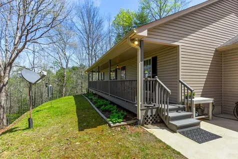 95 Hollow Drive Murphy NC 28906