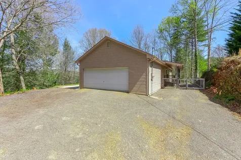 95 Hollow Drive Murphy NC 28906