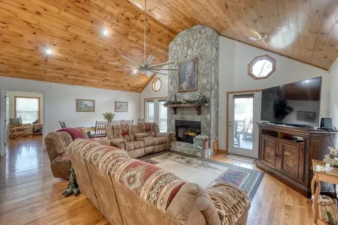 2121 Die Bend Road Murphy NC 28906