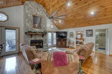2121 Die Bend Road Murphy NC 28906