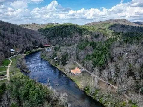 2121 Die Bend Road Murphy NC 28906