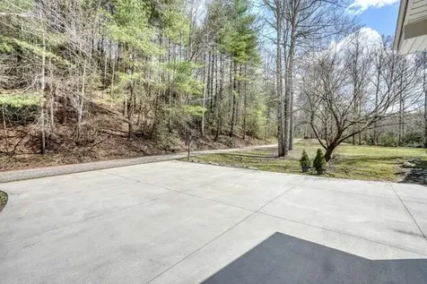 2121 Die Bend Road Murphy NC 28906