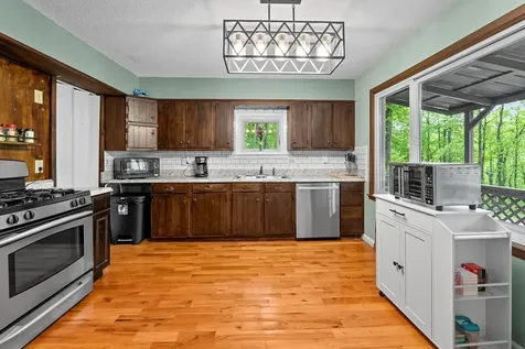 4187 W Old Murphy Road Franklin NC 28734