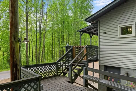 4187 W Old Murphy Road Franklin NC 28734