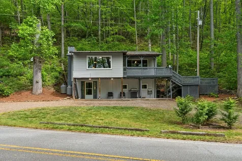 4187 W Old Murphy Road Franklin NC 28734