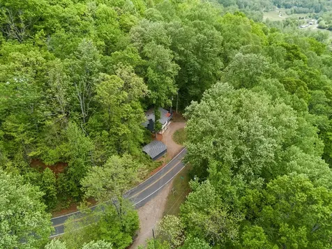 4187 W Old Murphy Road Franklin NC 28734