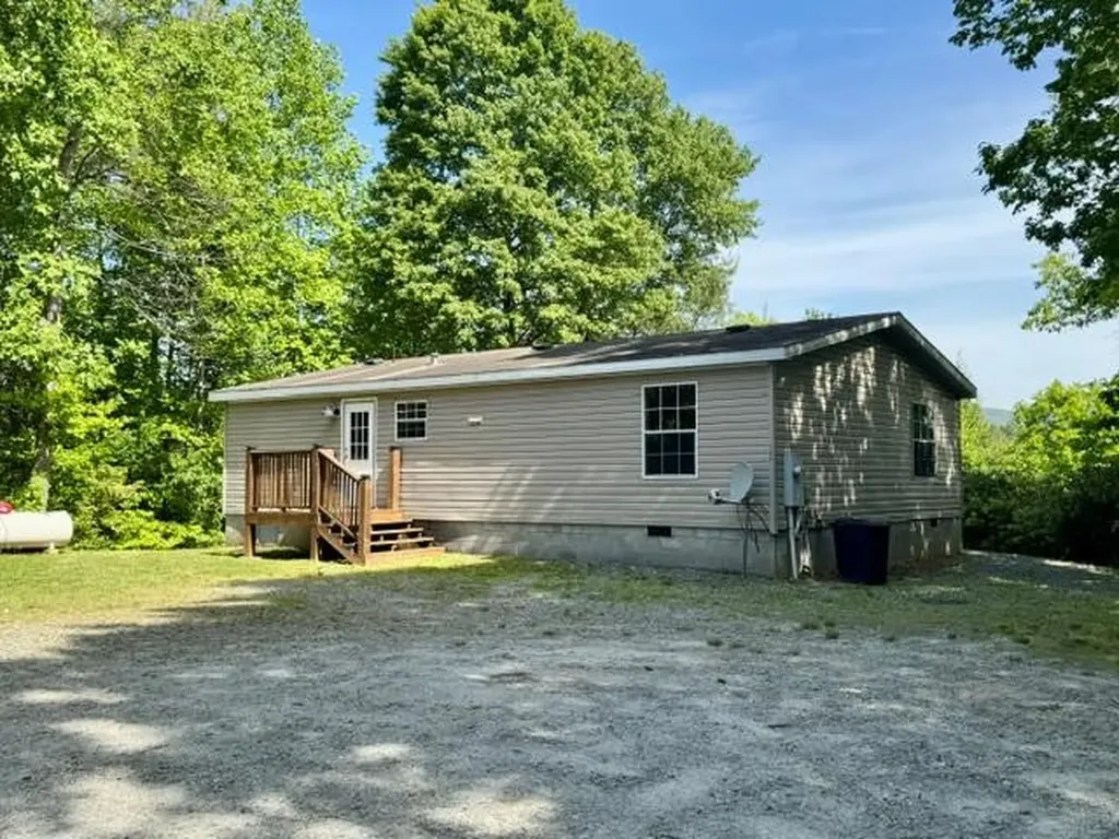 385 Vengeance Creek Road Marble NC 28906
