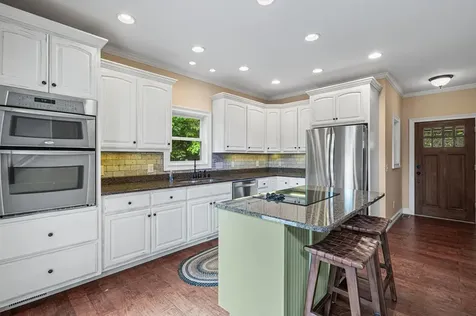105 Sharons Hayesville NC 28904