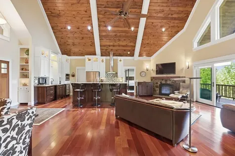 1065 Smokerise Drive Hayesville NC 28904