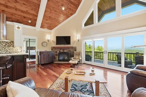 1065 Smokerise Drive Hayesville NC 28904