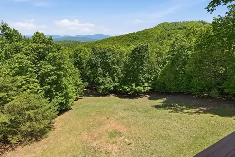 1065 Smokerise Drive Hayesville NC 28904