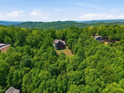 1065 Smokerise Drive Hayesville NC 28904