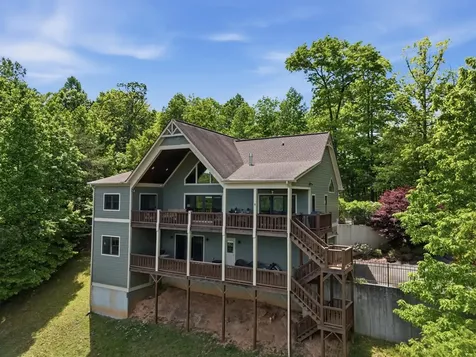 1065 Smokerise Drive Hayesville NC 28904