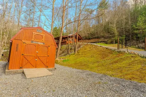 262 Zekes Trail Marble NC 28905