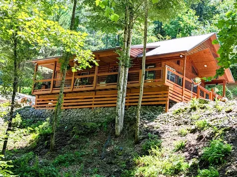 262 Zekes Trail Marble NC 28905
