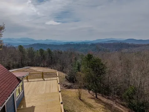 355 Up The Creek Trail Hayesville NC 28904